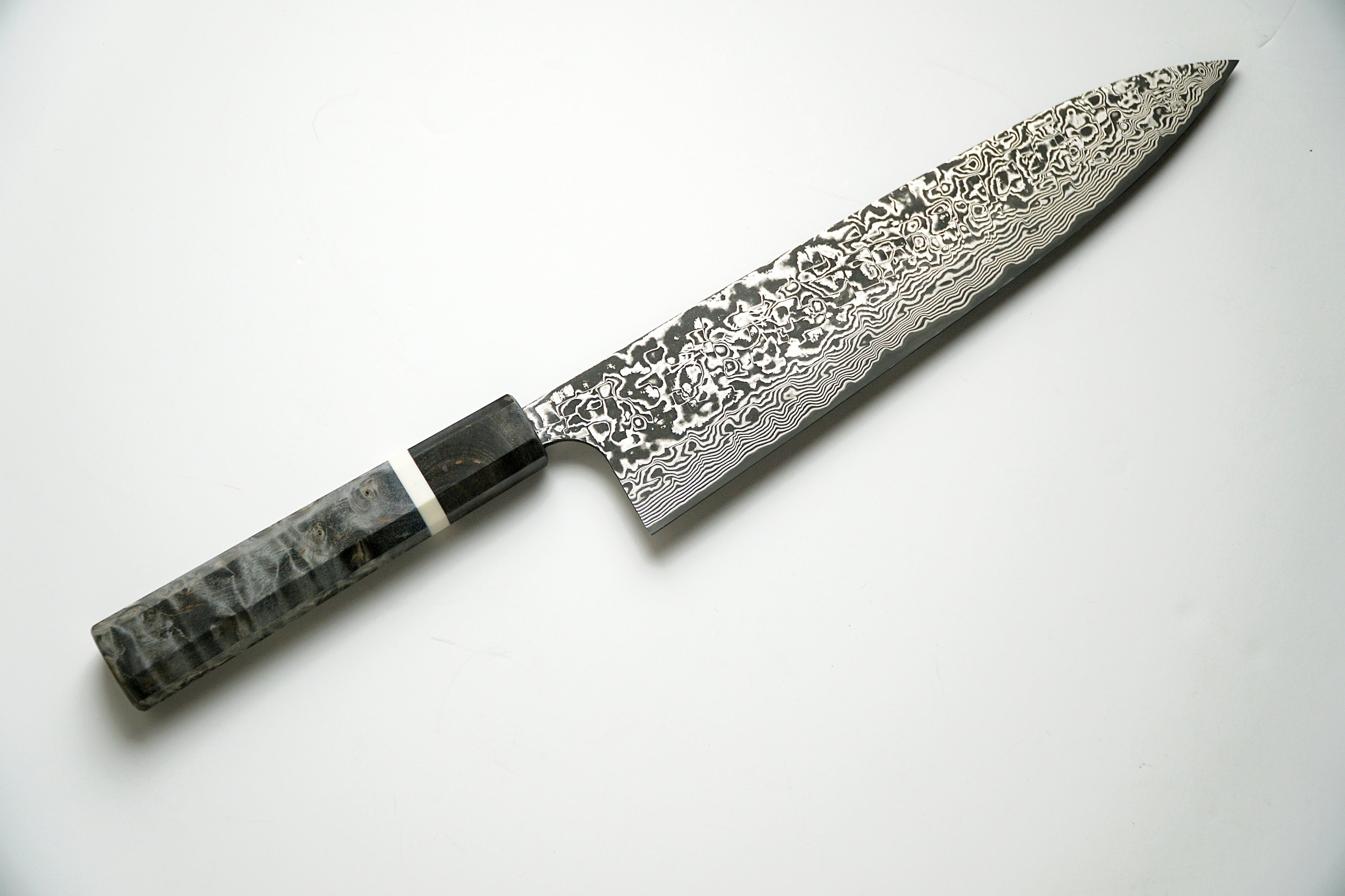 Takeshi Saji - R2 Damascus Black Finished - GYUTO 180/210/270mm