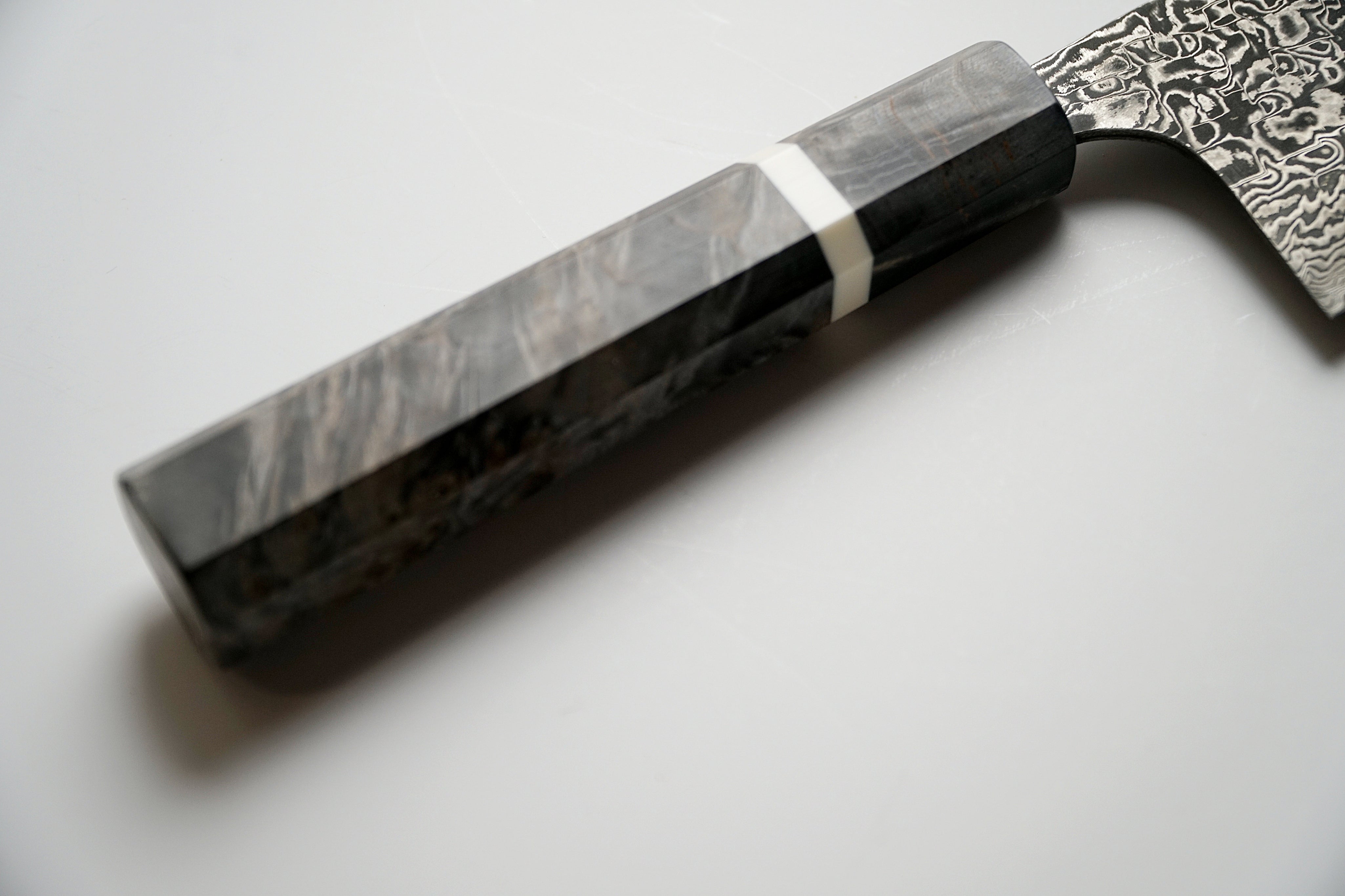 Takeshi Saji - R2 Damascus Black Finished - SANTOKU