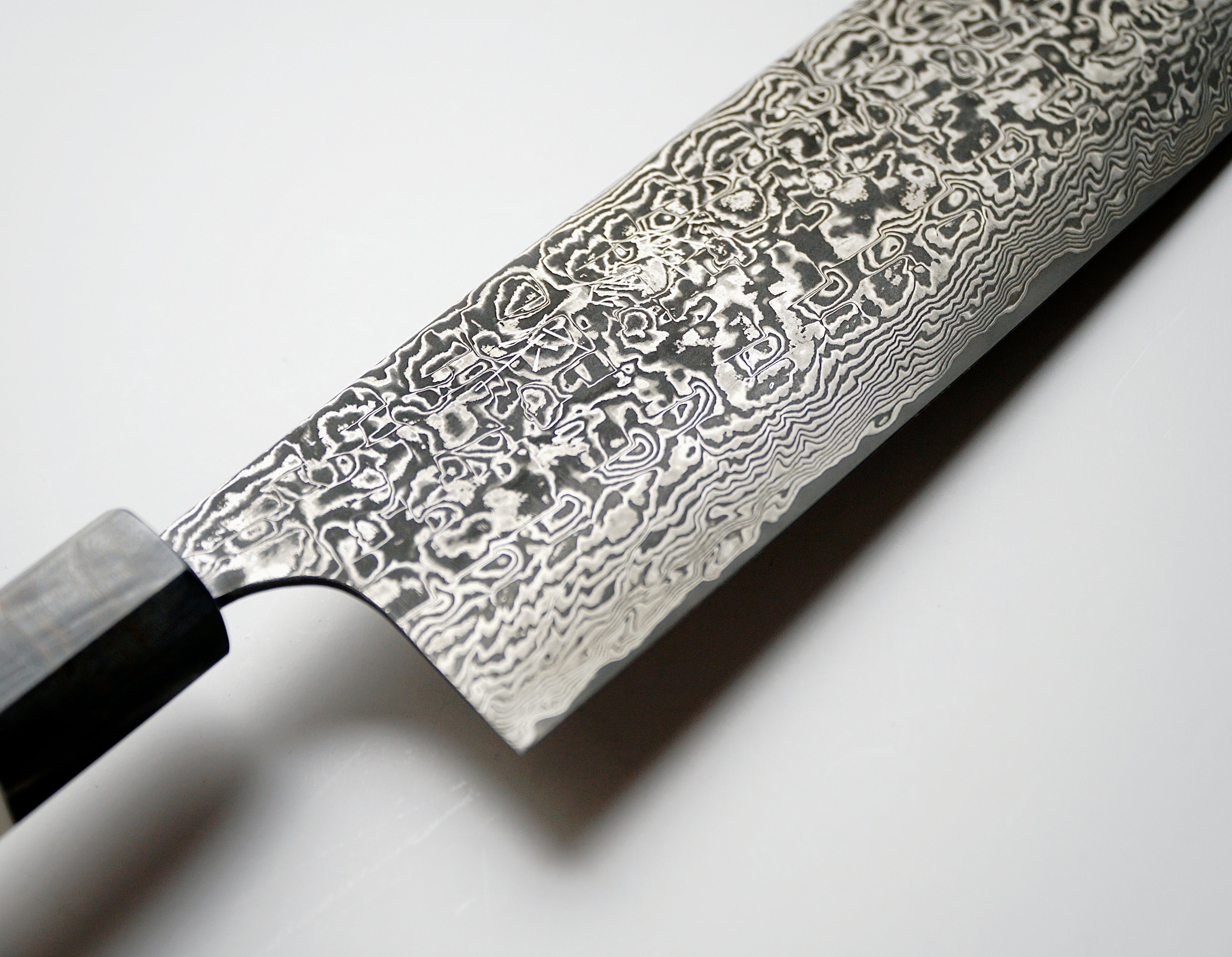 Takeshi Saji - R2 Damascus Black Finished - NAKIRI
