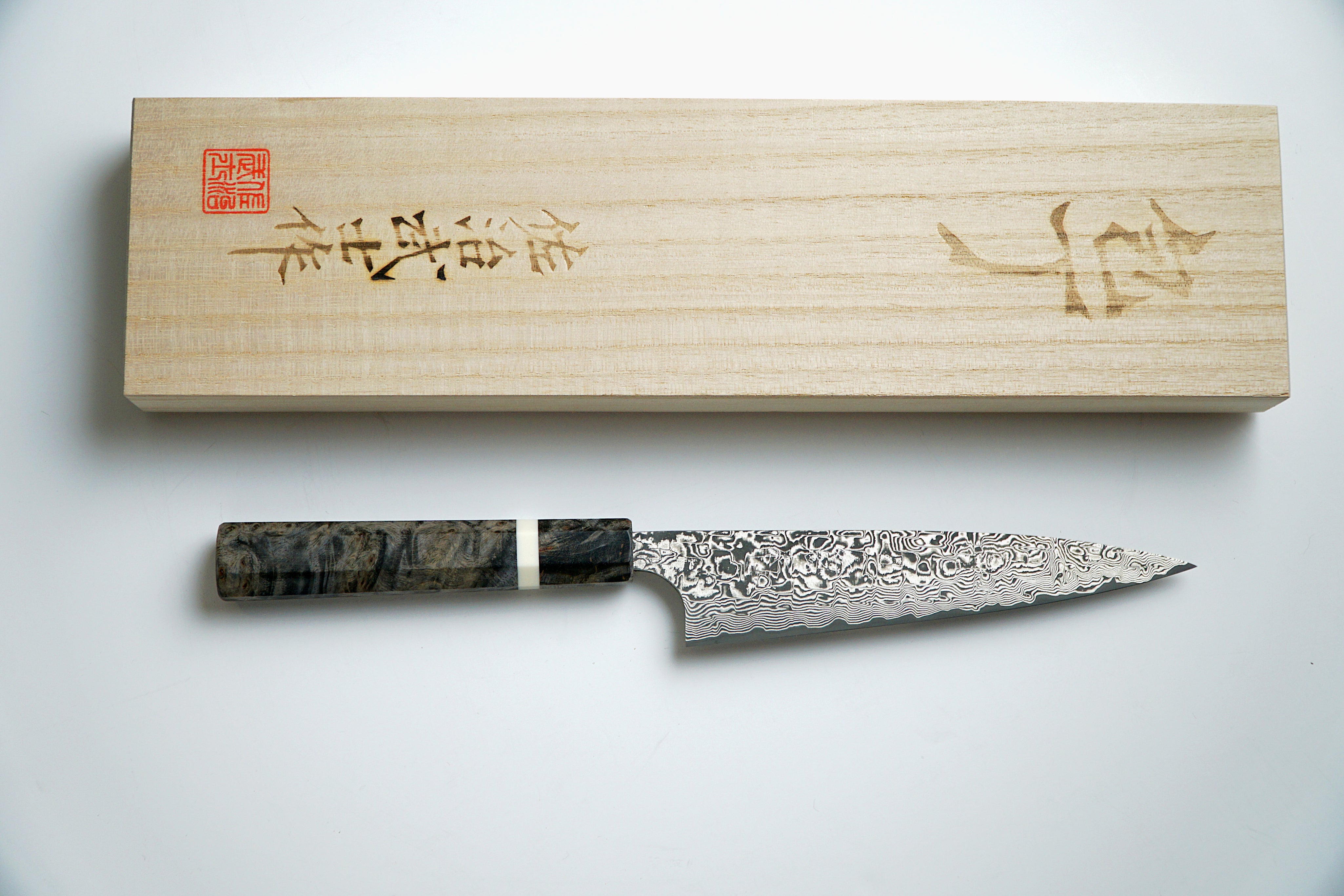 Takeshi Saji - R2 Damascus Black Finished - PETTY 150mm
