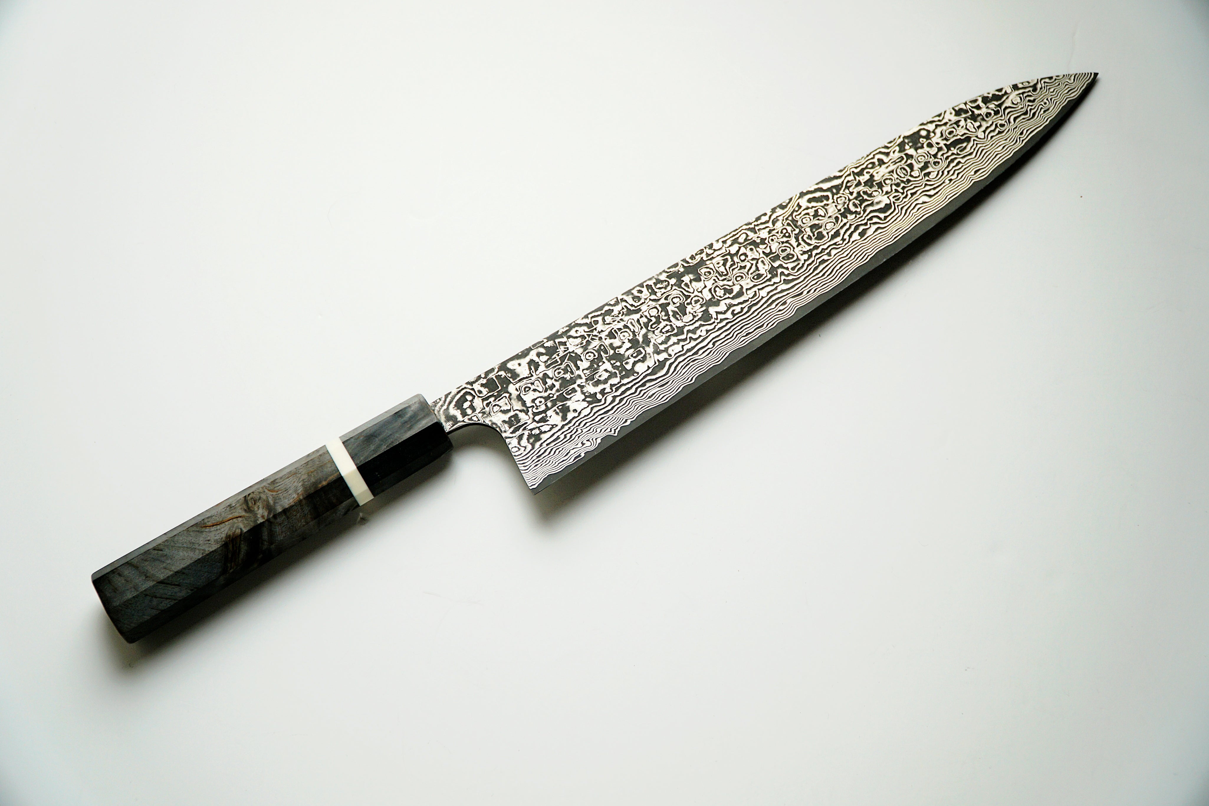 Takeshi Saji - R2 Damascus Black Finished - GYUTO 180/210/270mm