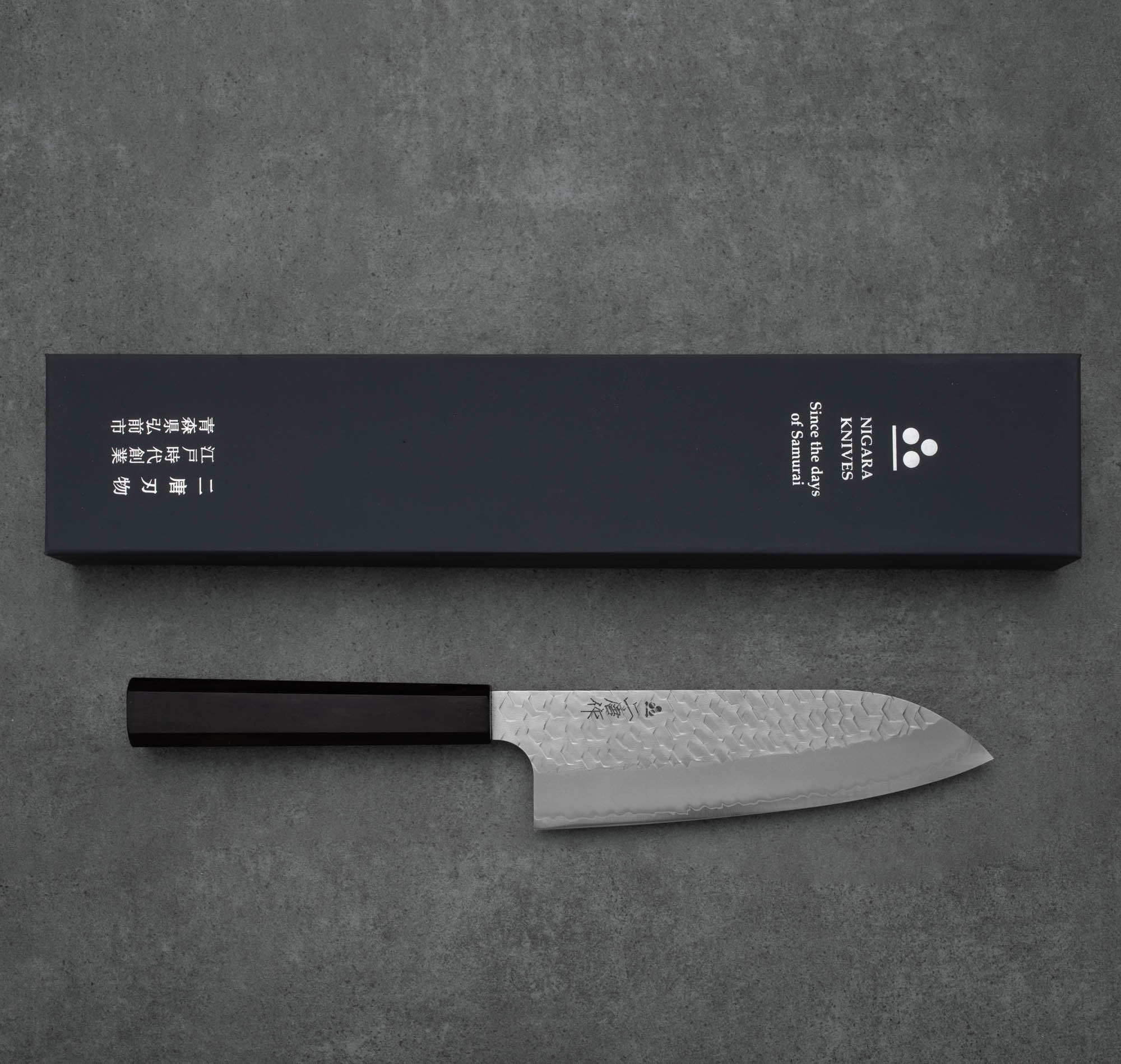 Nigara SG2 Migaki Tsuchime Santoku 180 mm