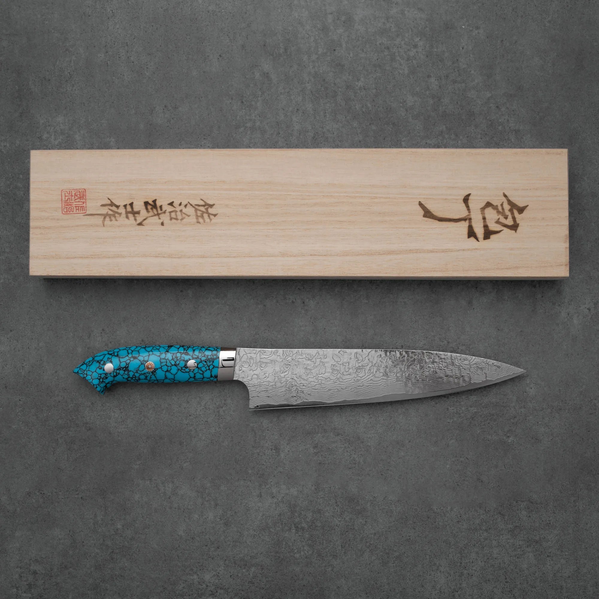 Takeshi Saji R2/SG2 Damascus Diamond finish Gyuto Blue Turquoise 210 mm