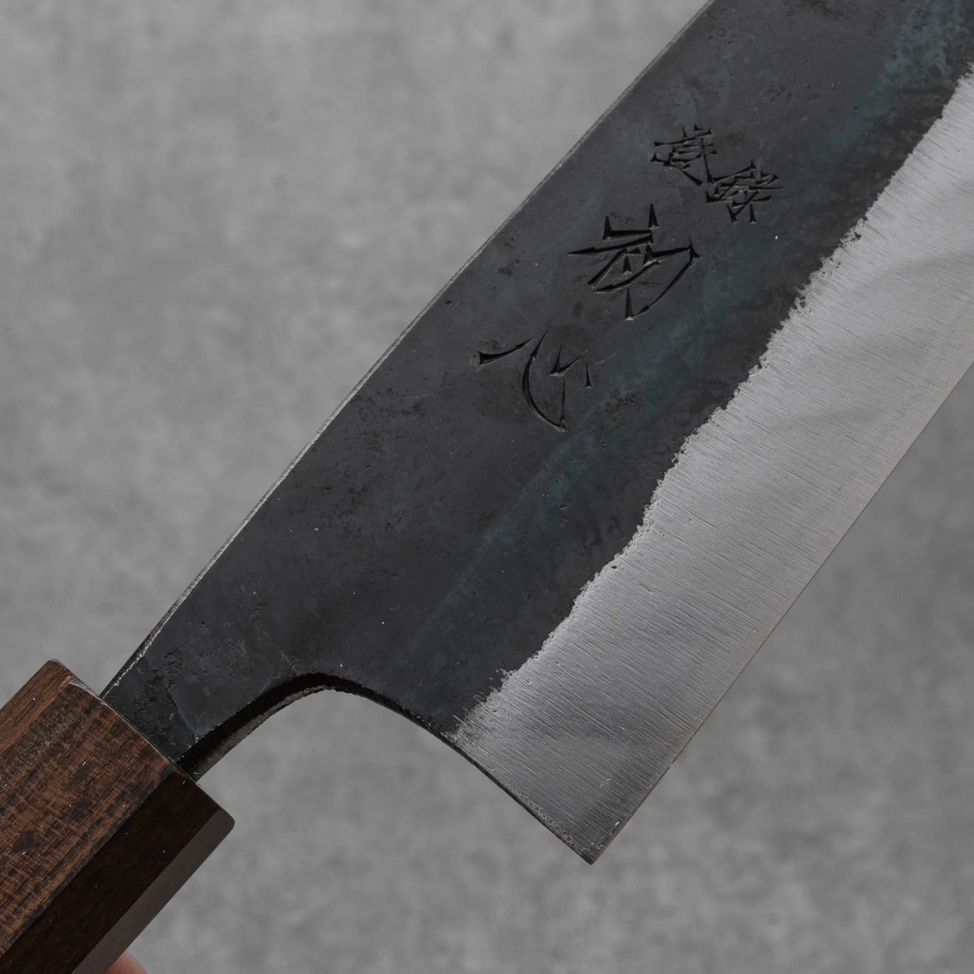 Hatsukokoro Kuronami Blue2# Kurouchi Iron clad Santoku 165mm