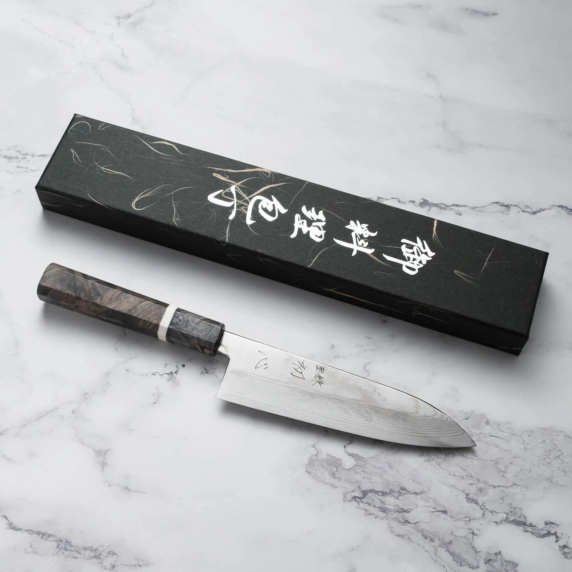 HATSUKOKORO - Ginsou Ginsan - Nickel Damascus - SANTOKU - 180mm