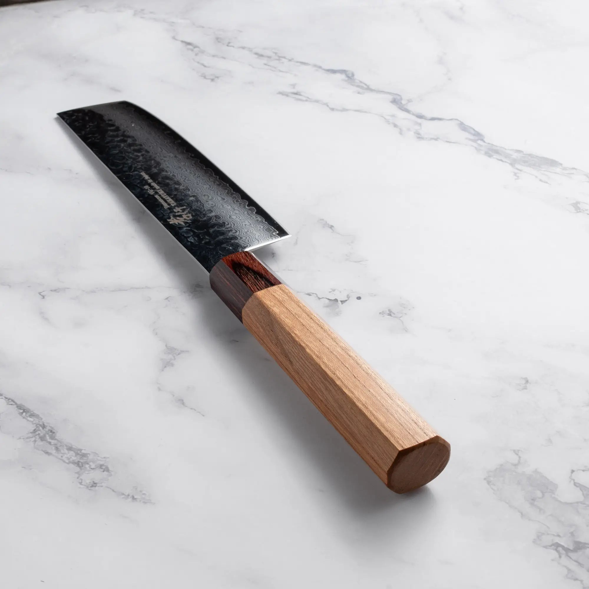 Sakai Takayuki - VG10 - 33 réteg - Damascus - NAKIRI - 165 mm