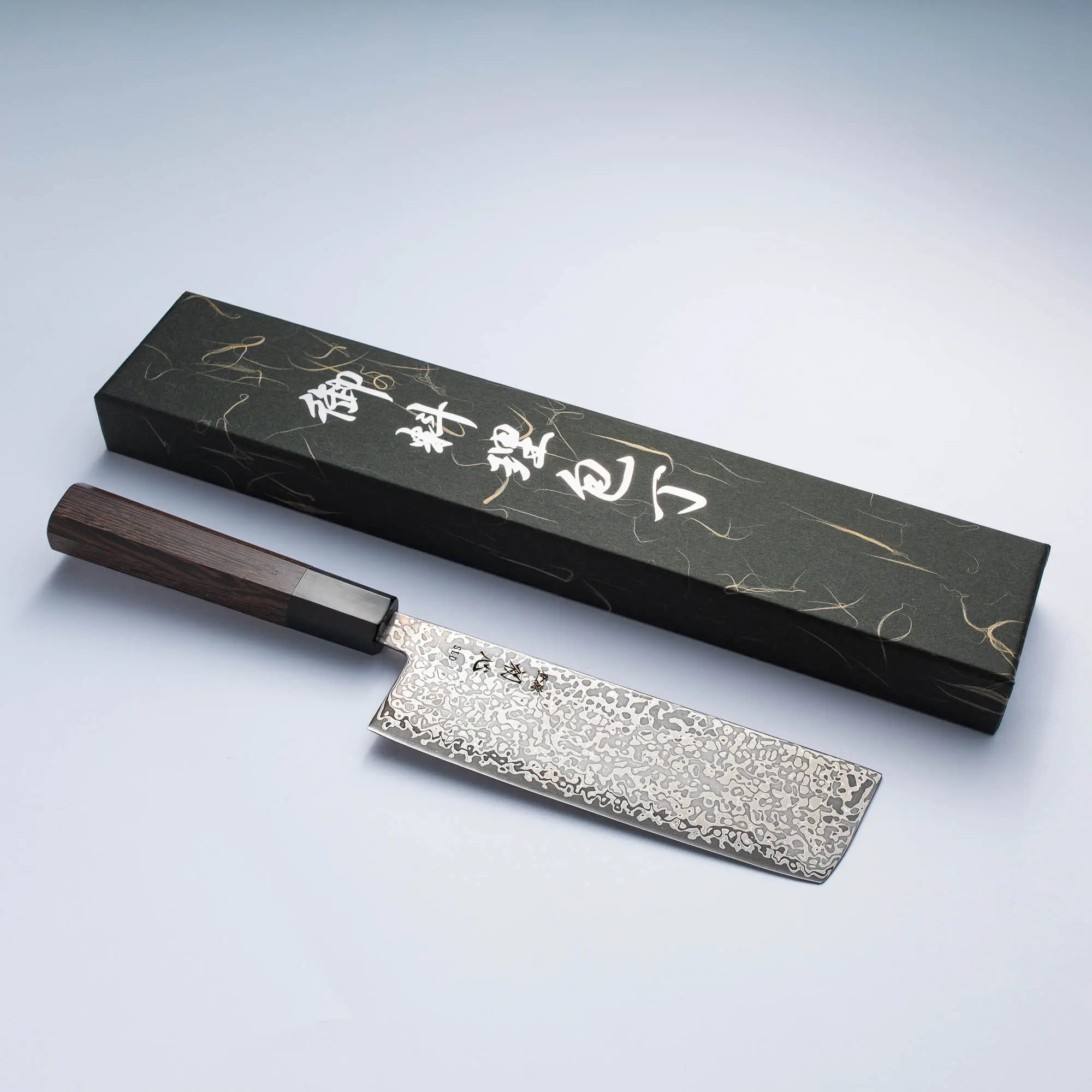 HATSUKOKORO - Hikari Damascus Kurozume - SLD - Nakiri - 170mm