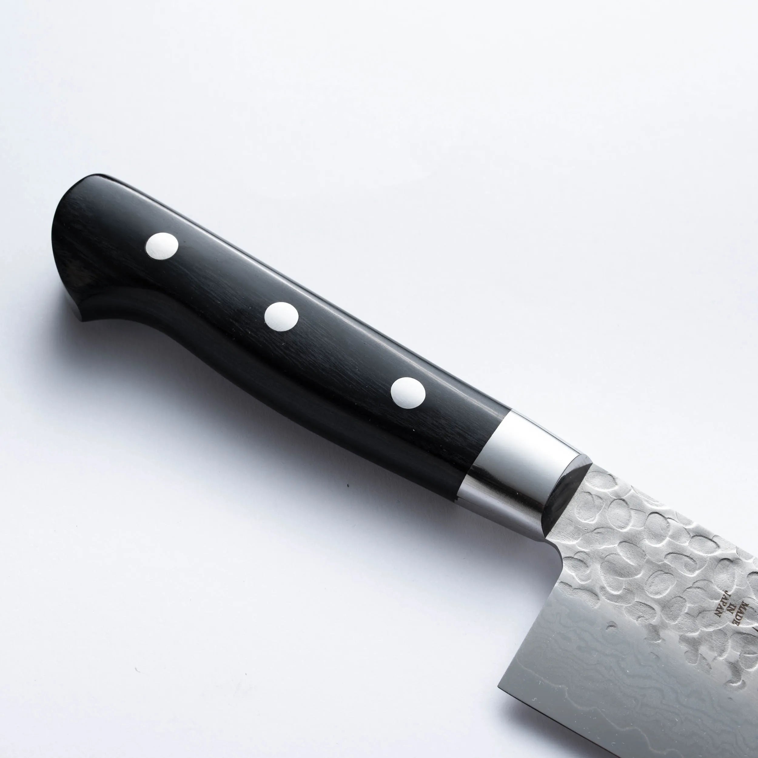 SAKAI TAKAYUKI - 17 Layer Hammered Damascus - GYUTO - AUS10 - 210mm