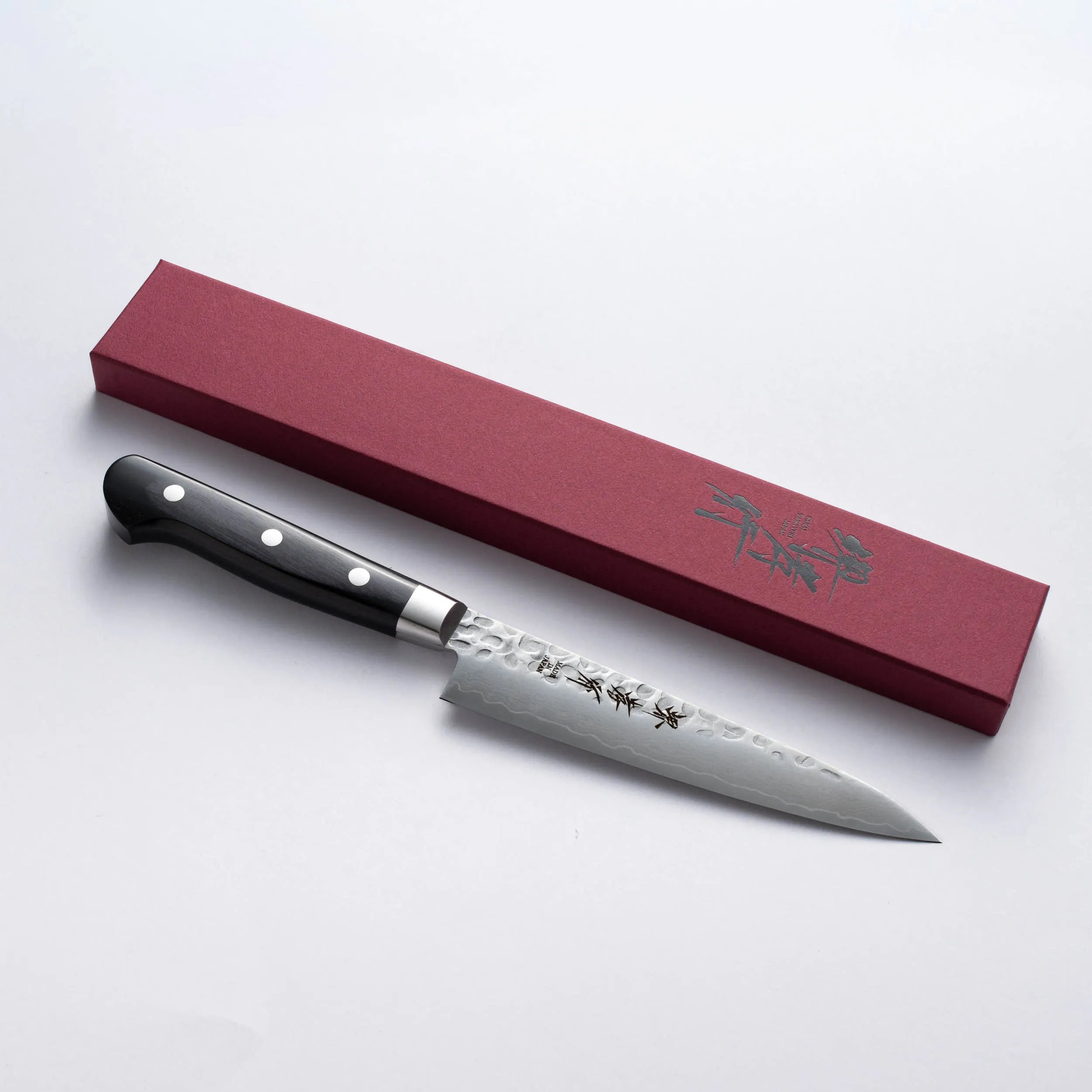 SAKAI TAKAYUKI - 17 Layer Hammered Damascus - PETT - AUS10 - 135/80mm